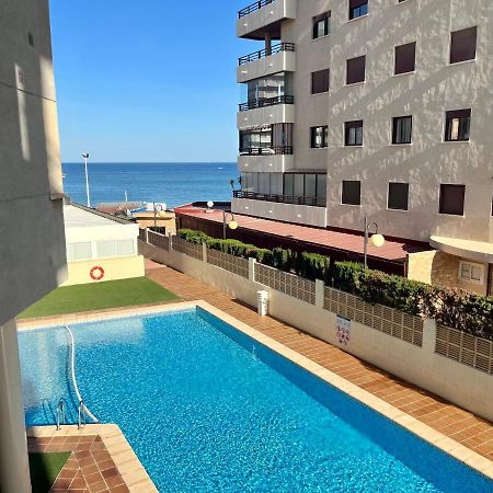 Apartment On The Beach With Parking And Pool Кальпе Экстерьер фото